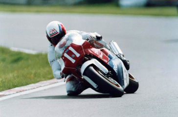 Mike Hose cranked over on the RGB Wasp at Cadwell in 1991