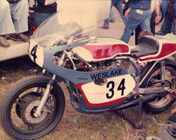 750cc Bryan Weslake 1975 raced by Stuart Jones of Sandbach, Cheshire