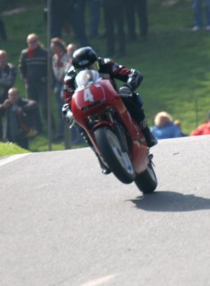 Mike Hose takes the Cadwell Mountain in spectacular style - ©Tony Roberts